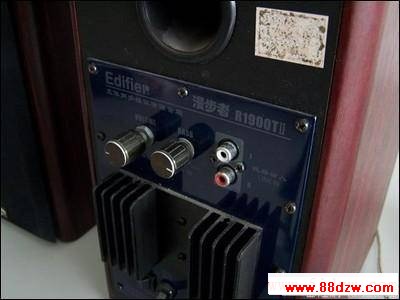 ͸--ԼR1900T2