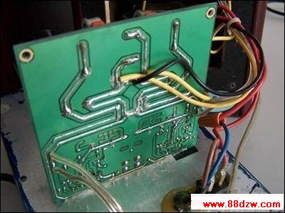 ͸--ԼR1900T2